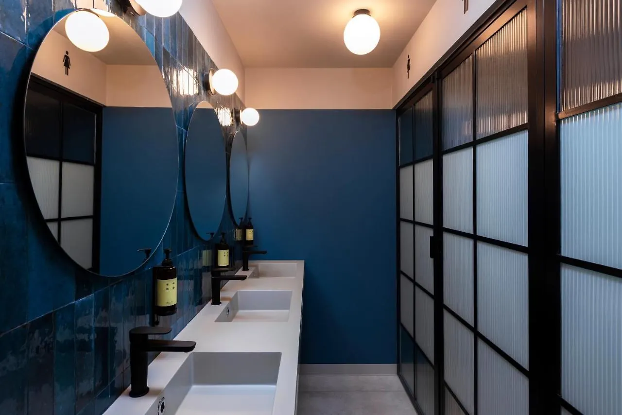 Coeo Pod Hostel Beatas مالقة